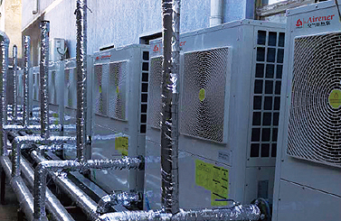 北京市昌平區(qū)、朝陽(yáng)區(qū)（2016年），順義區(qū)、平谷區(qū)（2016年、2017年），2018年石家莊無(wú)極縣、保定安國(guó)、邢臺(tái)隆堯縣、任縣、巨鹿等政府“煤改電”空氣源熱泵采暖中標(biāo)工程項(xiàng)目